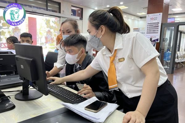 Doanh nghiệp được thực hiện 100% thủ tục hành chính trên nền tảng trực tuyến theo Công điện 69/CĐ-TTg?