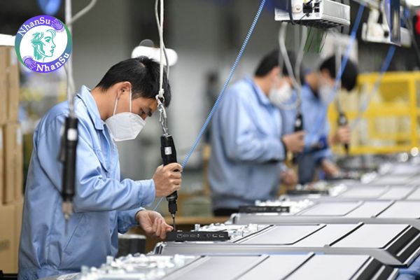 Số ngày nghỉ phép hằng năm trong năm 2025 tối đa là bao nhiêu ngày?