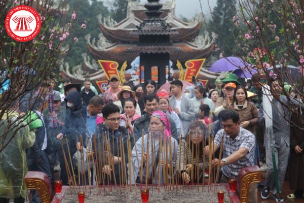 Lễ hội chùa Hương 2025 bao gồm những hoạt động nào? Dân kinh doanh nên cúng gì tại chùa Hương để cầu may mắn?