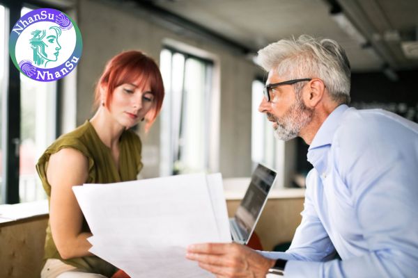 Làm sao để phỏng vấn ứng viên lớn tuổi hiệu quả? Gợi ý câu hỏi quan trọng khi phỏng vấn ứng viên lớn tuổi?