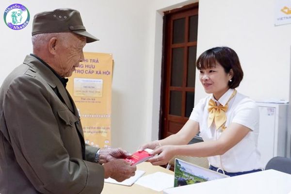 Từ 1/7/2025, sẽ tăng lương hưu cho toàn bộ CBCCVC và LLVT nhằm thu hẹp khoảng cách chênh lệch lương hưu khi thuộc đối tượng nào?