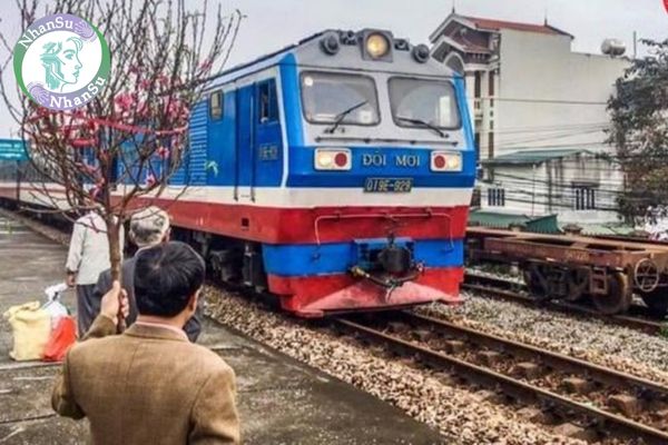 Người cao tuổi có được giảm giá vé tàu về quê dịp Tết Nguyên đán 2025 hay không?