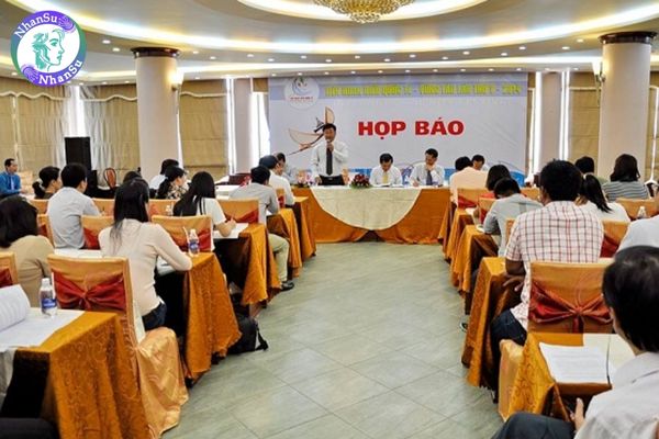 Mở họp báo cần xin phép cơ quan nào theo quy định? Thời gian xin phép trước khi mở họp báo là bao lâu?