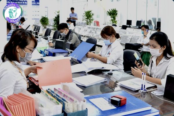 Công chức viên chức tài năng hưởng phụ cấp tăng thêm bằng 150% lương được quy định như thế nào?