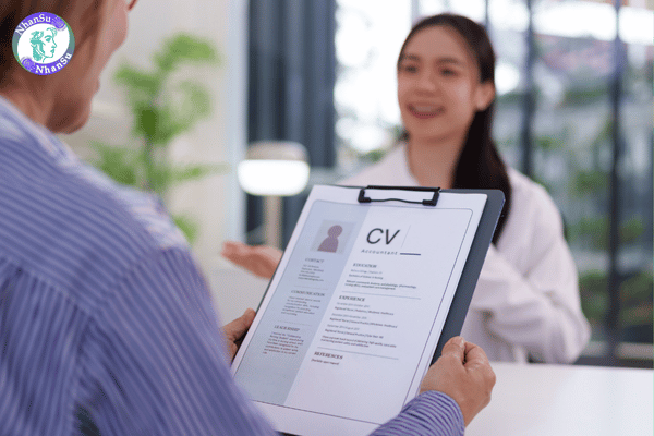 Trao đổi về lương và phúc lợi trong không khí tôn trọng, cởi mở